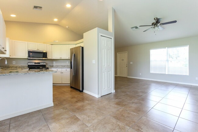 Photo - 1718 SW 12th Terrace