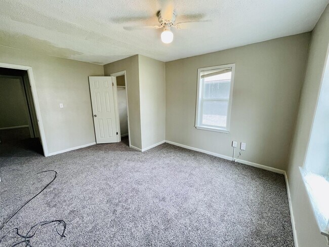 Photo - 7034 Agnes Ave