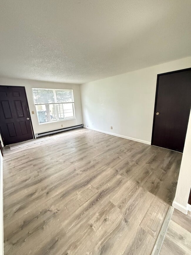 2211 Sumner Ave Unit 2