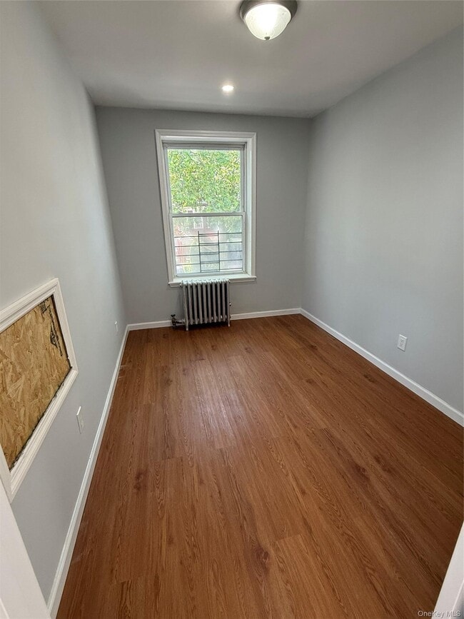 597 E 4th St Unit 2