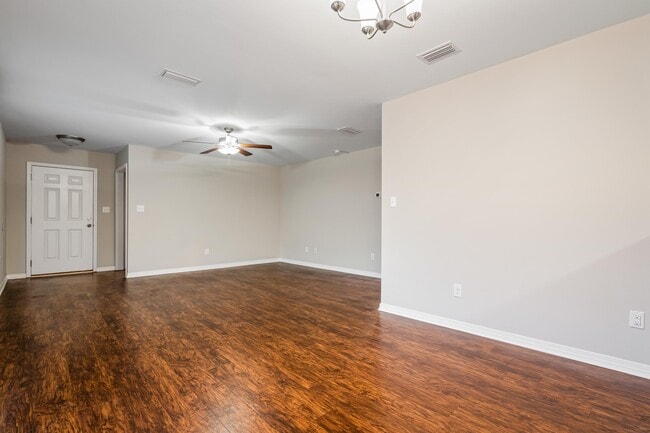 Photo - 3836 Chesterfield Ln