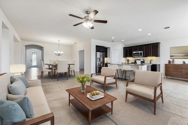 Photo - 6805 Leonardo Dr