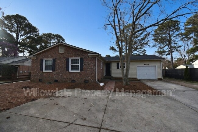 Photo - 600 E Millbrook Rd