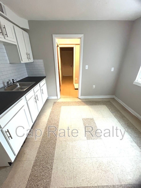 Photo - 1045 Loretta Ave