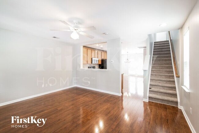 Photo - 429 Verbena Ave