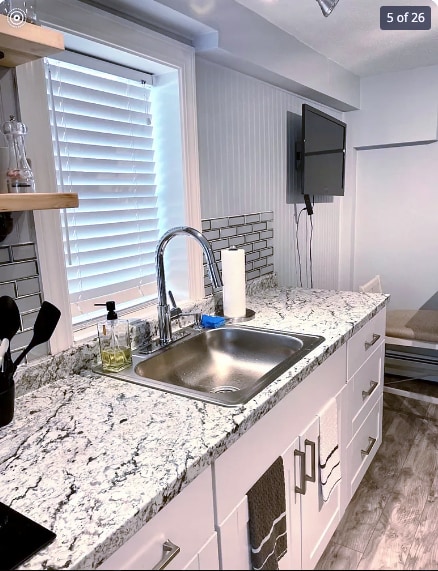 Photo - 70 E Grand Ave Unit 112