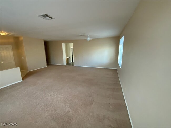 Building Photo - 330 John Henry Dr Rental