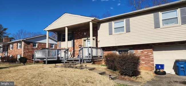 Building Photo - 14820 Darbydale Ave