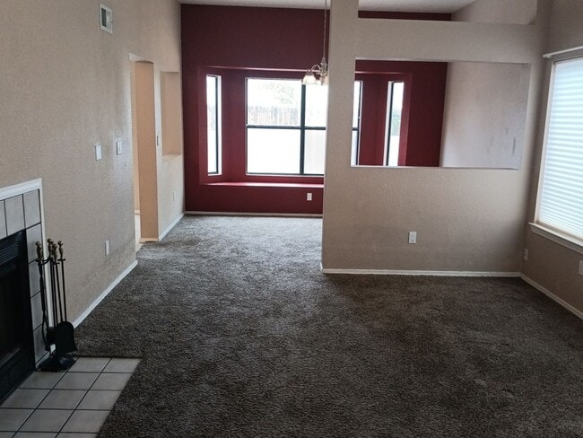 Photo - 3 Bedroom, 2.5 Bathroom Home! Schedule a Showing Today!