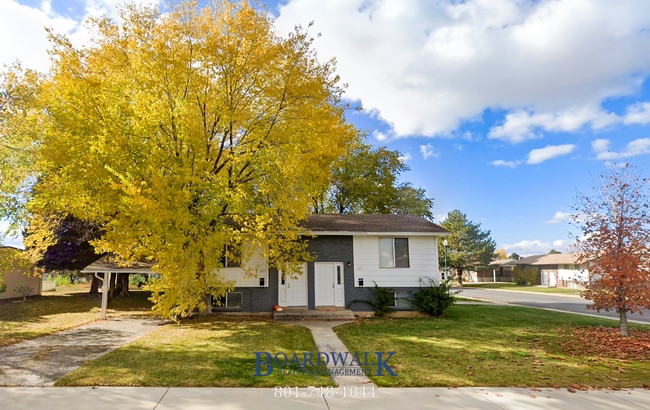 Building Photo - 661/663 N 980 W Unit 661 N 980 W Rental