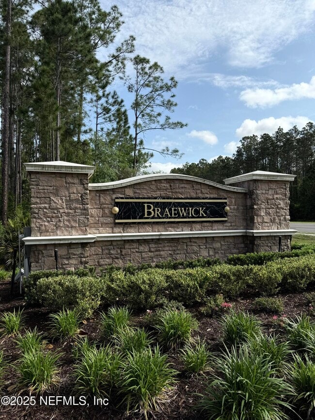 Photo - 182 Scotch Pebble Dr Townhome