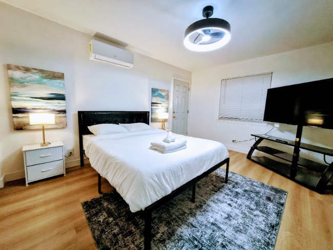 Photo - 1200 W Edmundson Ave Unit C