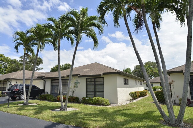 Photo - 10059 Eaglewood Rd Townhome