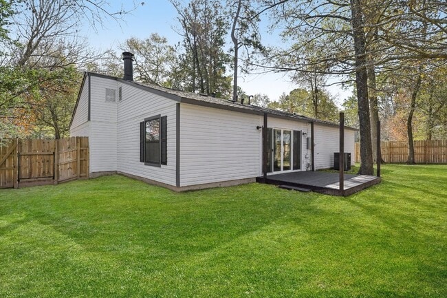 Photo - 14 Fiddleleaf Ct