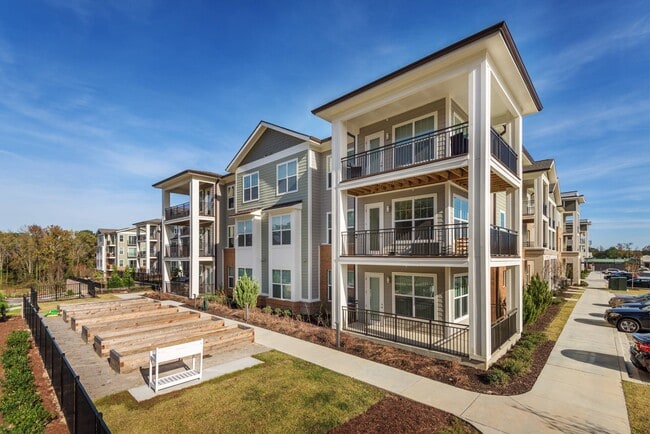 Photo - The Cardinal Apartments