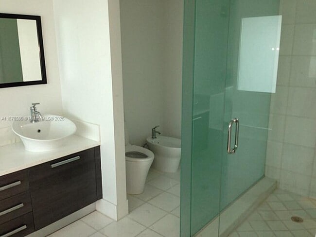 Photo - 2950 NE 188th St Unidad 344