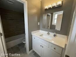 Photo - 4111 Nicholson St