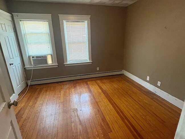 Photo - 121 Stanwood St Unidad 3