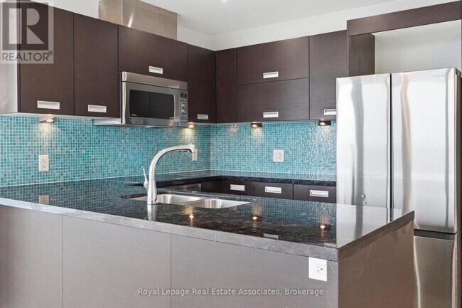 Photo - 90 Park Lawn Rd Unit 2116