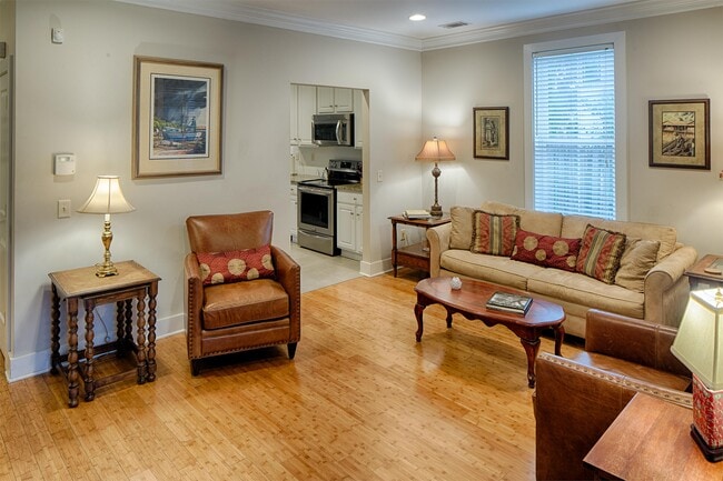 Photo - 3206 Robertson Ave