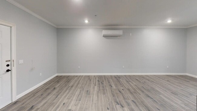 Photo - 680 Grand St Unit 503