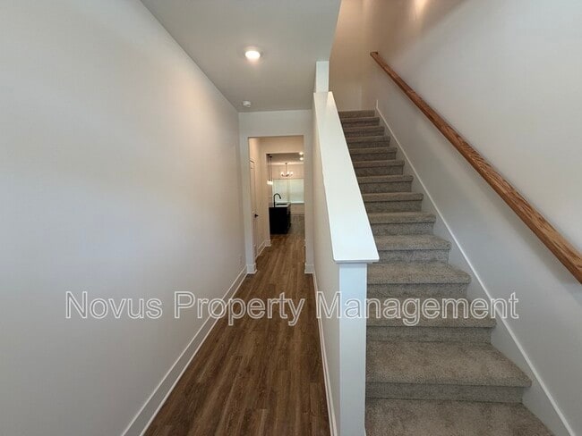 Photo - 213 Laney Dr
