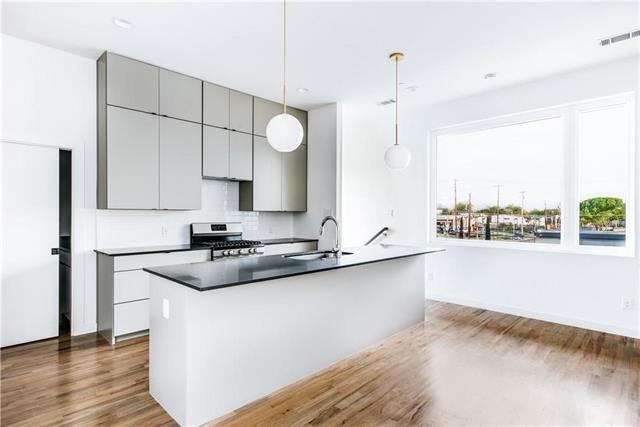 Photo - 1715 Bennett Ave Unit 102