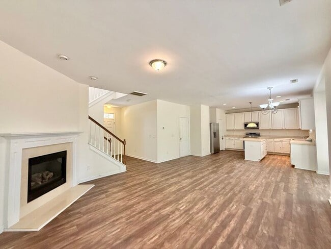 Photo - 2913 Glade Aster Ct