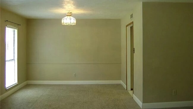 Photo - 3725 Walnut Dr
