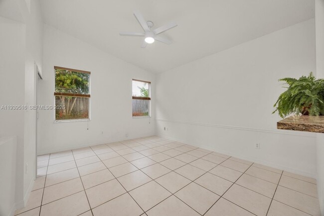 Photo - 18322 SW 94th Ct