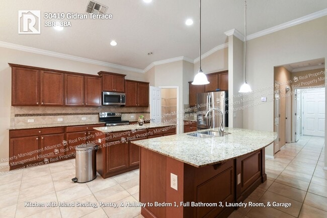 Photo - 30419 Gidran Terrace