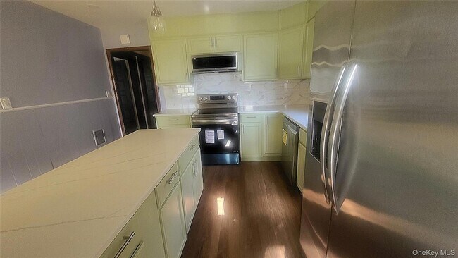 Photo - 34 Manitou Ave