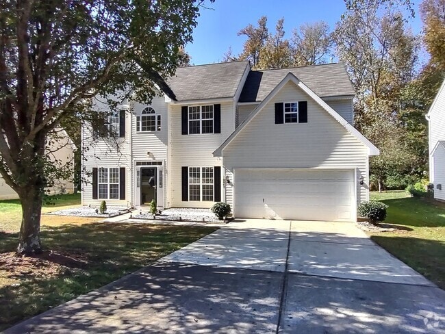 Building Photo - Beautiful 2-story home located in the Reed...