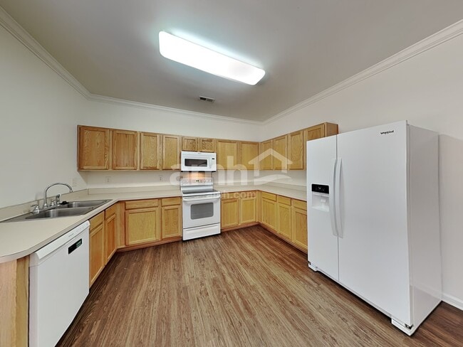 Photo - 201 Flanders Dr