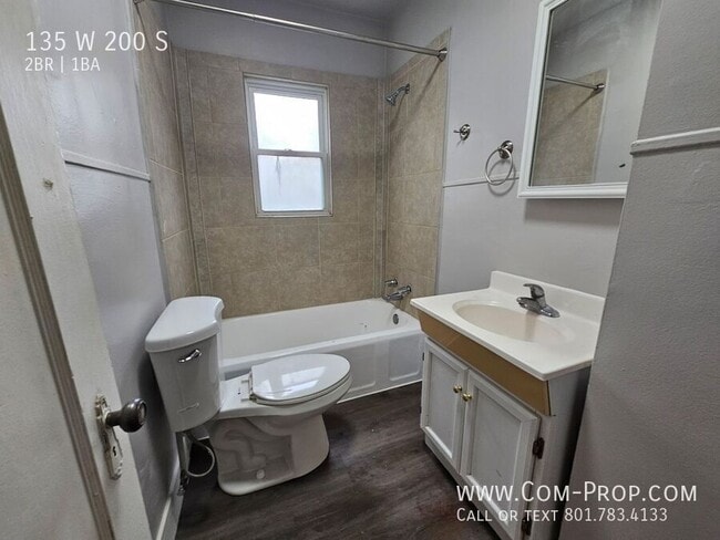 135 W 200 S St