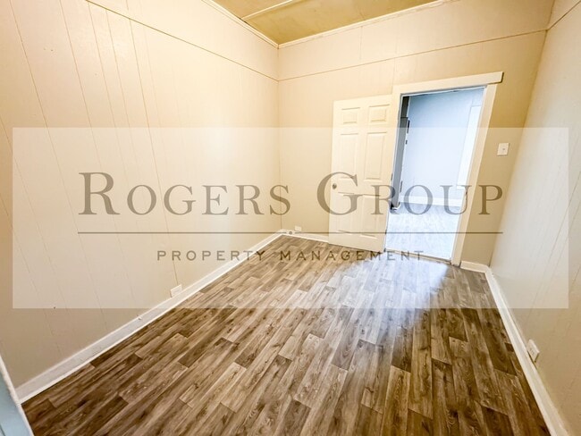 Photo - 412 Turner Ave