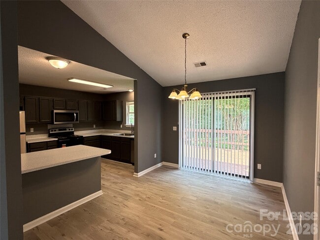 11111 Meadow Bank Ln