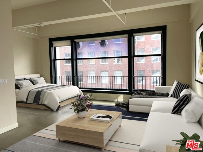 Photo - 315 W 5th St Unidad 903