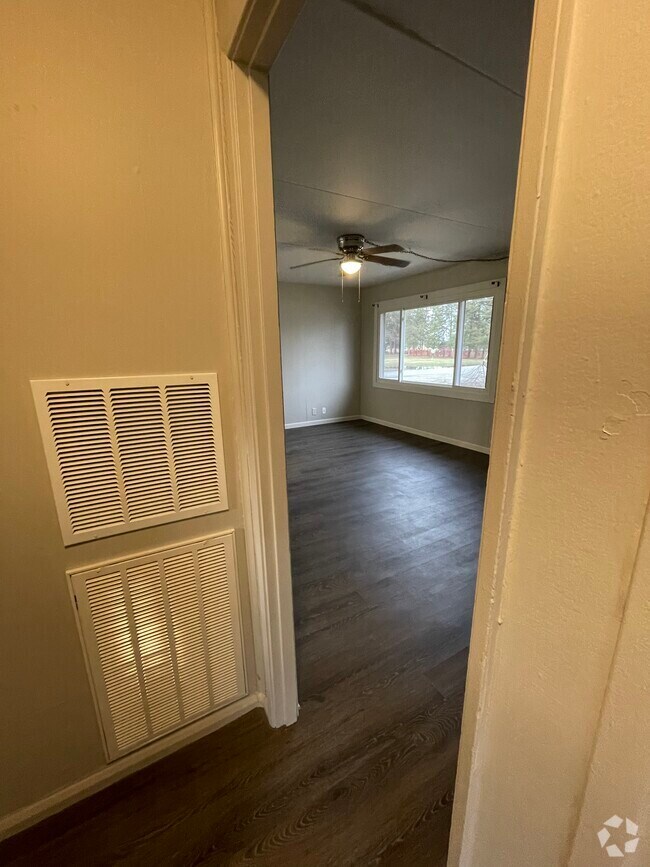 Houses for Rent under 3,000 in Conover OH 1 Houses