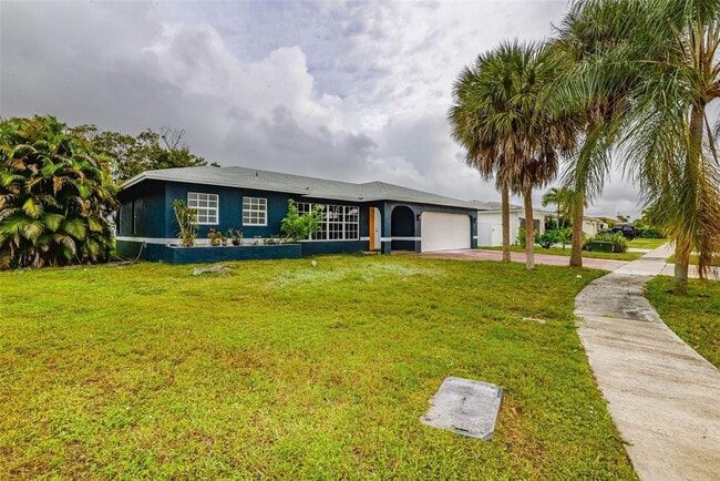 Photo - 22500 Labrador St