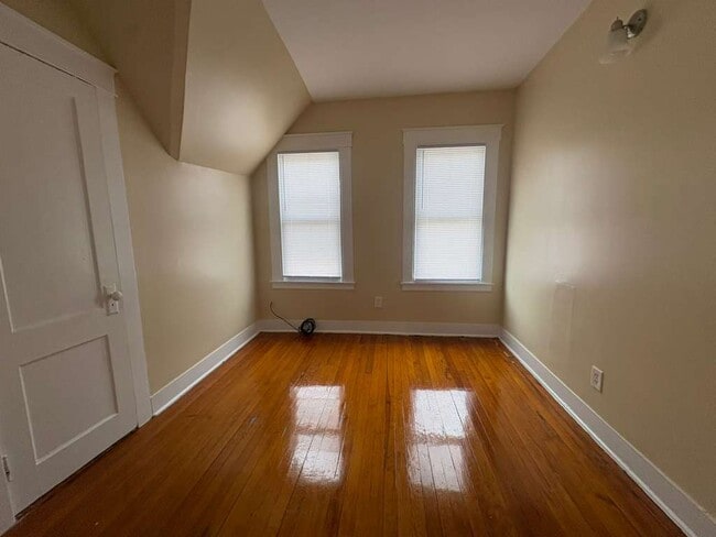 Photo - 107 Sheffield Ave Unidad 3