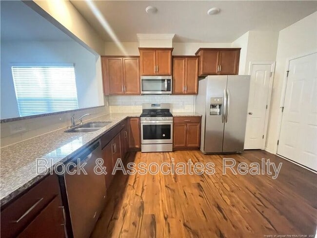 Photo - 1023 Saffron Lp