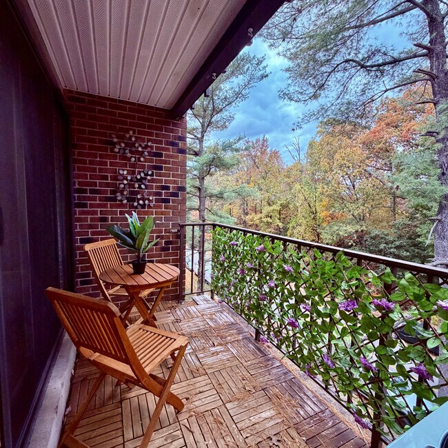 Photo - 4404 Island Pl