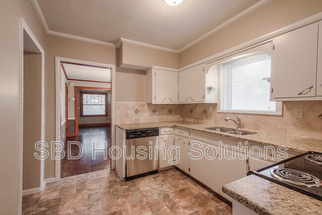 Photo - 1804 S Overton Ave