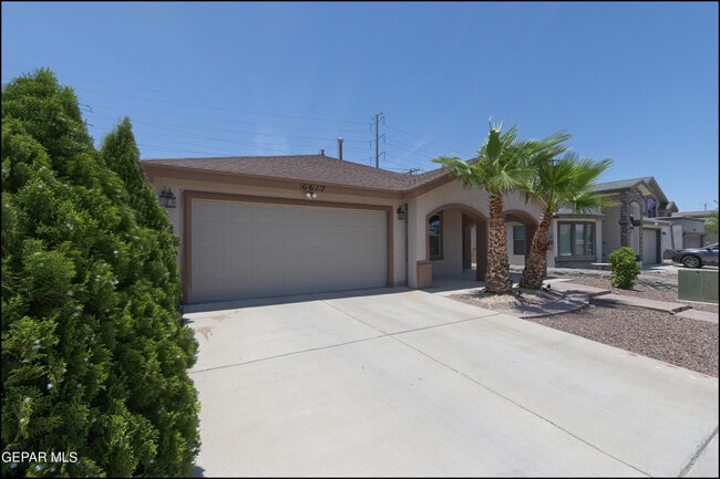 Photo - 6617 Berringer St