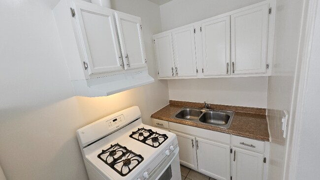 Photo - 727 S Coronado St Unidad 303