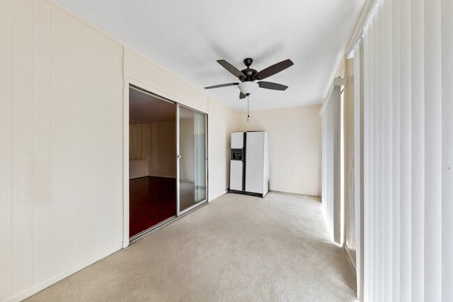 Building Photo - 12633 Memorial Dr Unit 170