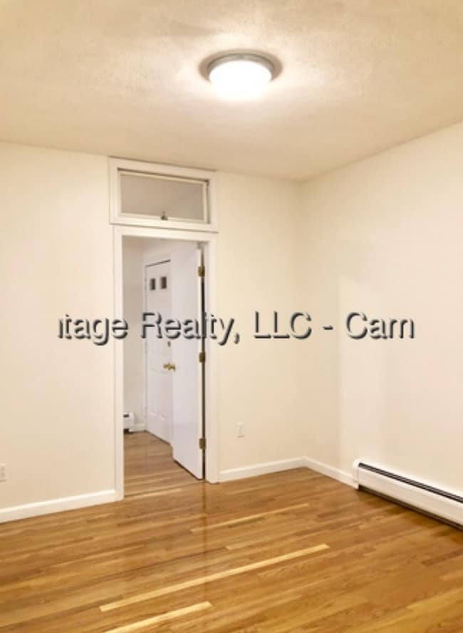 Photo - 73 5th St Unit 1