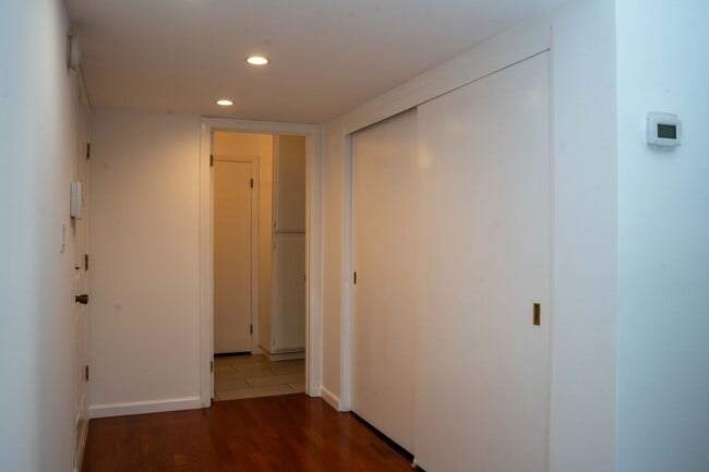 Photo - A Warm Sherman Oaks Condo Unit 103