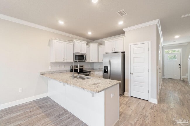 Photo - 308 S F St